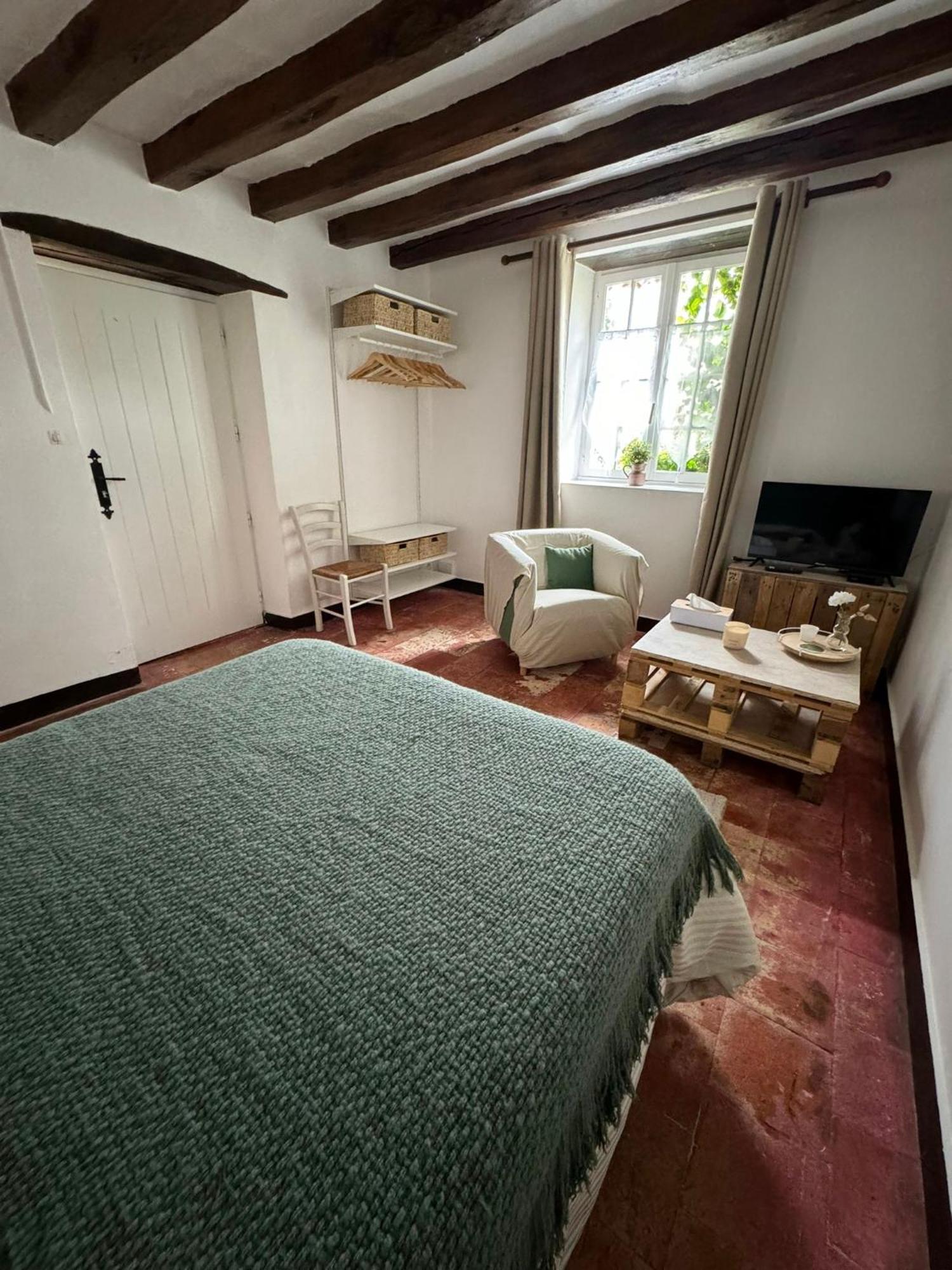 Domaine Beausejour Bed & Breakfast Panzoult Exterior photo